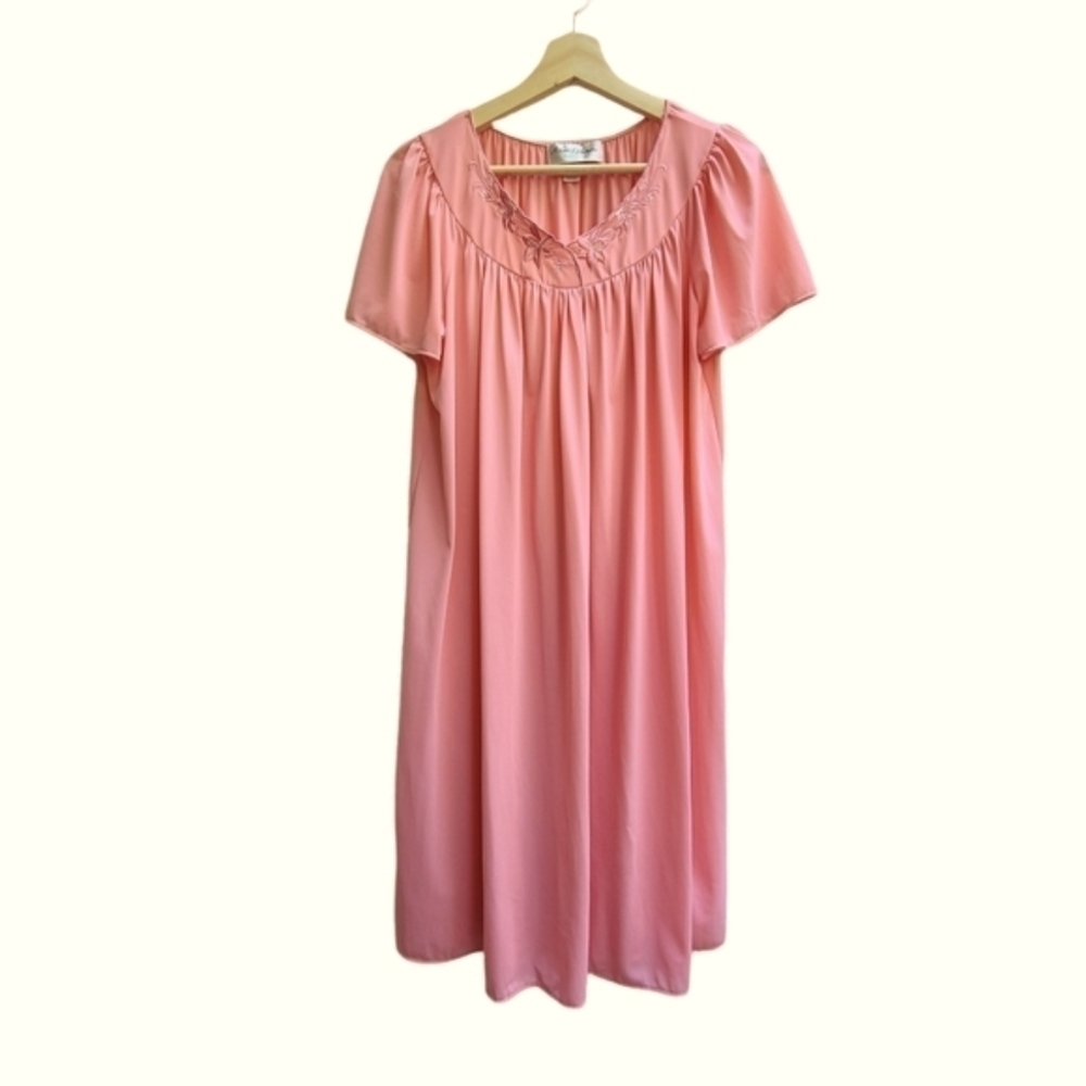 Retro Embroidered Nightie